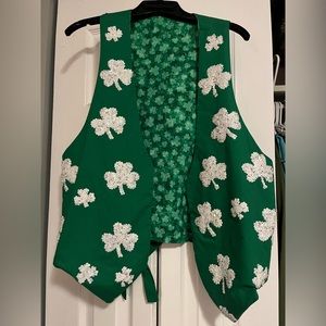 Women’s Medium. Had beaded vest. One of a kind. Reversible. One available.